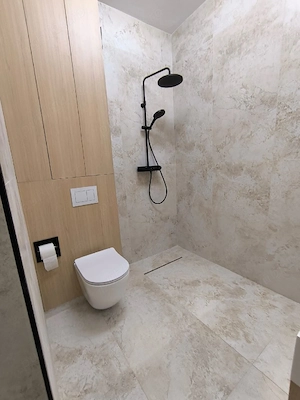   Apartament SUPERB, 3 camere, 50mp, parcare! Turnișor-zona străzii Ogorului! - imagine 9