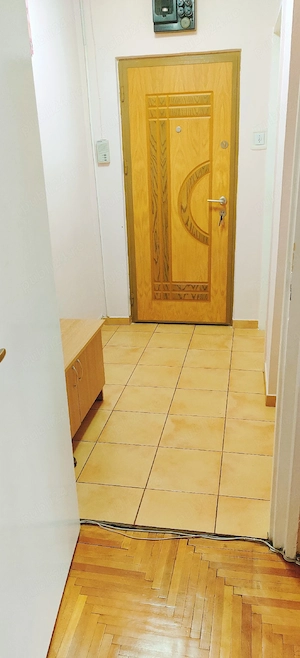 Apartament două camere de vânzare în bloc de cărămidă complet mobilat și utilat. - imagine 2