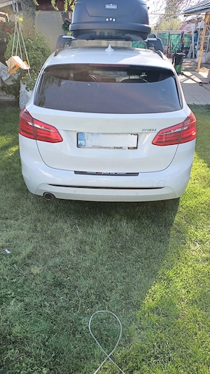 BMW 218 i benzina manual - imagine 2