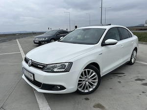 Vw Jetta Hybrid automat euro 6 NAVI klima trapa
