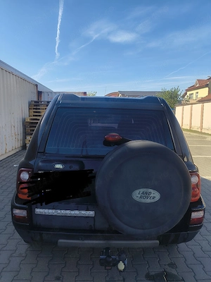 Vand Land Rover 1  Freelender  4   4 TD4 2.0 - imagine 5