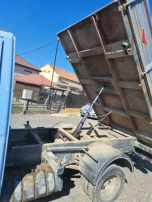 Iveco Daily basculabil 3 părți  - imagine 3