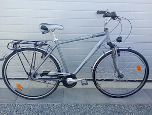 Bicicletă Pegasus,roti 28,cu 8 vit Nexus