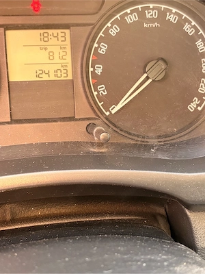 Vand skoda fabia 1,2, an 2010 - imagine 3