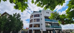 Doua Studiouri de vanzare langa Alezzi Beach,inclusiv contul Booking,nota 10.