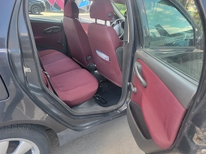 Fiat Punto 1.3i - 128000km - imagine 7