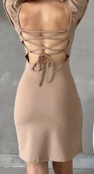 Rochiță cu corset la spate bej - imagine 2