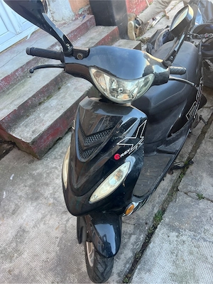 vnd scuter - imagine 5