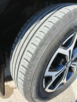 Dacia Duster 1.3 Tce 150cp 07.2019 4x2 - imagine 10