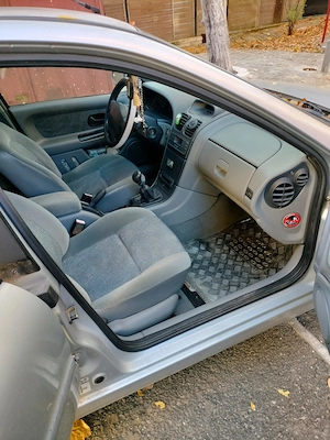 Renault Laguna - imagine 4