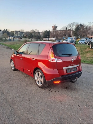 Renault Scenic Euro 5 An 2011 - imagine 3