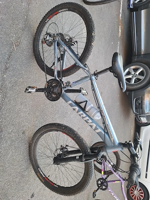 Vând bicicletă băieți 