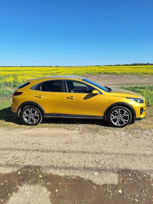 Kia XCeed 1.5 T-GDI MHEV 7DCT Style+ - imagine 2