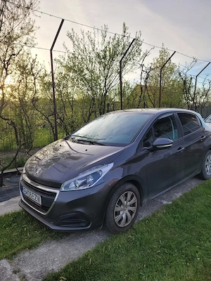Peugeot 208 benzină 2017. - imagine 2