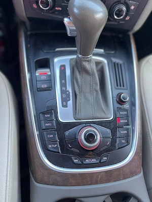 Audi Q5 preț ușor negociabil  - imagine 4