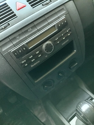 Skoda Fabia 1.4 mpi benzina  - imagine 3