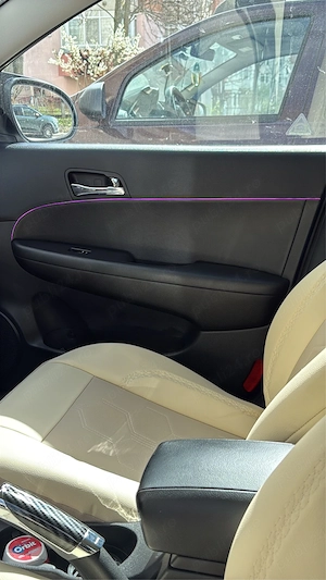 Hyundai I30 1.6 CRDI automata - imagine 7