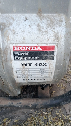 Vând pompa honda noua nefolosita 
