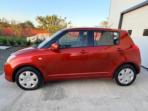 Suzuki Swift 4x4  1.3i  75000 km  Posibilitate rate Transport gratuit Garantie - imagine 3