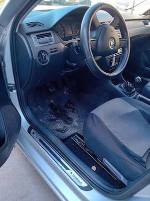 Skoda Rapid 1.2 TSI - imagine 7