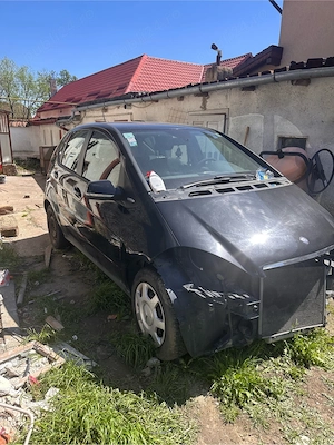 dezmembrez mercedes a classe w169 - 2012 ( aproape complet) - imagine 3