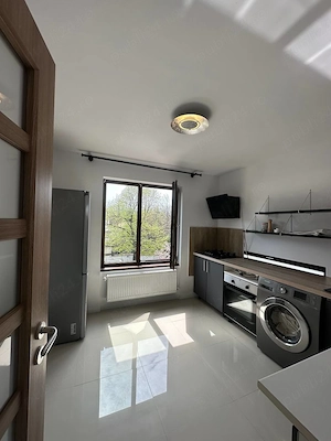 Vilă individuală Băneasa, lângă lac, aproape de Herăstrău, zona Nord, direct proprietar - imagine 10