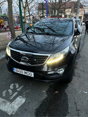 Kia Sportage FULL 2013 4x4 185 CP -- Parcheaza singura -- Pachet R - Trapa Panoramic - 8000  fix