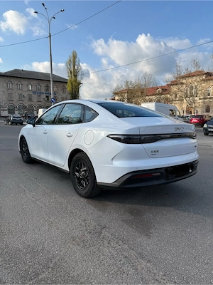 BYD seal 5 - imagine 10