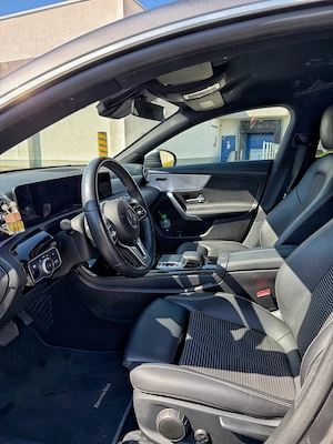 Vând Mercedes CLA impecabil - imagine 4