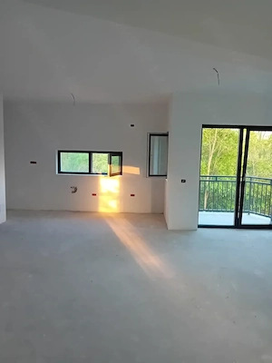 Apartament 2 camere 72m  zonă liniștită aproape de centrul orașului 1650E m  - imagine 5
