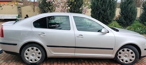 Skoda Octavia 2, an 2006, motor 1.9 TDI, 105 CP, cutie de viteze manuală - imagine 2