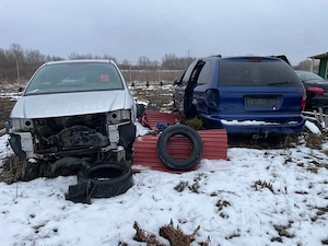 Dezmembrez Chrysler voyager