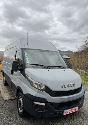Vând duba iveco daily - imagine 5