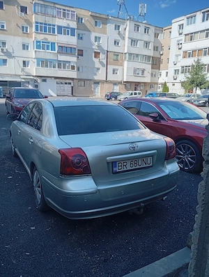 Vând mașină Toyota avensis  - imagine 3