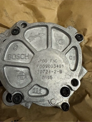 Pompa de ulei iveco daily  - imagine 5