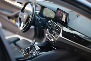 BMW Seria 5 520d xDrive - imagine 8