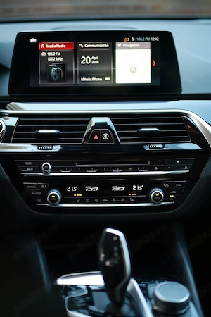 BMW Seria 5 520d xDrive - imagine 7