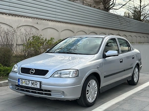 Opel astra G 1.6twinpor climatronic 90.000km Carte service Tinuta in garaj