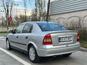 Opel astra G 1.6twinpor climatronic 90.000km Carte service Tinuta in garaj - imagine 3