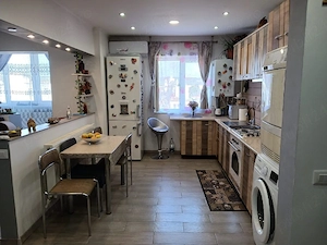 vand apartament 3 camere - imagine 2