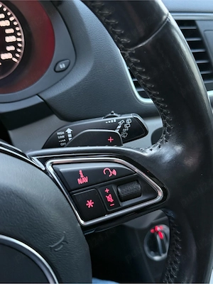 Audi Q3 2.0Tdi 177 CP an 2015 Automat QUATTRO  - imagine 10