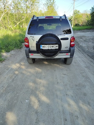 Jeep Cherokee Limited 2.8 CRD - imagine 10