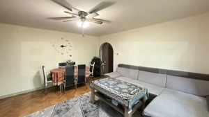 Apartament cu 3 camere, etaj 2 – Micro 16, zonă excelentă! - imagine 2