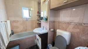Apartament cu 3 camere, etaj 2 – Micro 16, zonă excelentă! - imagine 8