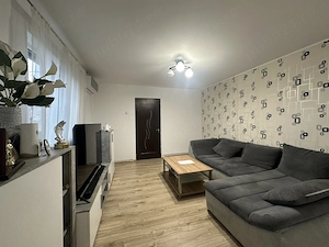 Agentia imobiliara VIGAFON vinde casa 4 camere Traian - imagine 2