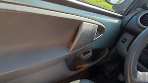 Toyota Aygo benzina, 2006, stare buna - imagine 5