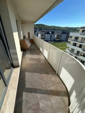 Apartament semidecomandat, 54,74 mp utili, terasa, garaj, zona Eroilor - imagine 5