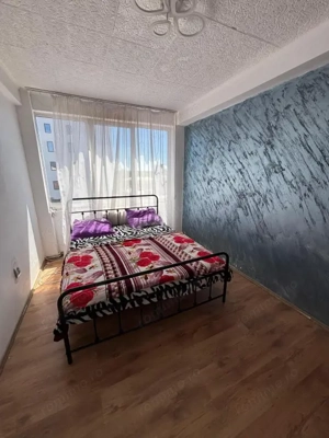 Apartament 3 camere, 71 mp, zona Centrala - imagine 3