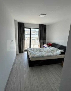 Apartament semidecomandat, 54,74 mp utili, terasa, garaj, zona Eroilor - imagine 4