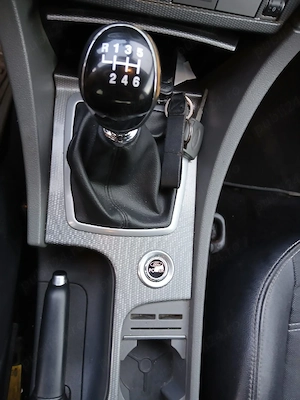 Vând ford focus 2010